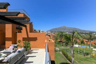 Thumbnail von Apartment For Sale in Nueva Andalucia, Málaga