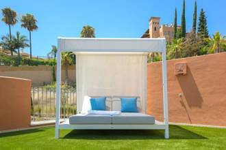 Thumbnail von Apartment For Sale in Nueva Andalucia, Málaga