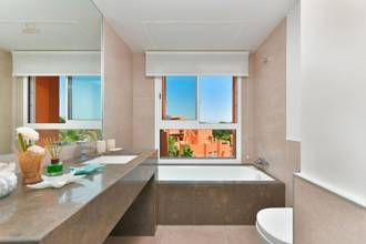 Thumbnail von Apartment For Sale in Aloha, Málaga