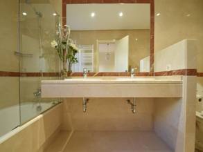 Thumbnail von Luxus-Haus in Nueva Andalucia R2812925