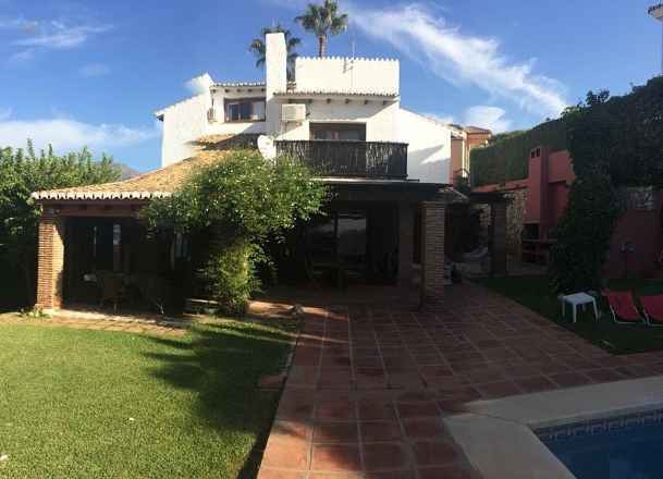 Luxus-Villa in Mijas R2810699