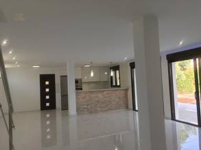 Thumbnail von Villa For Sale in Torrevieja, Alicante