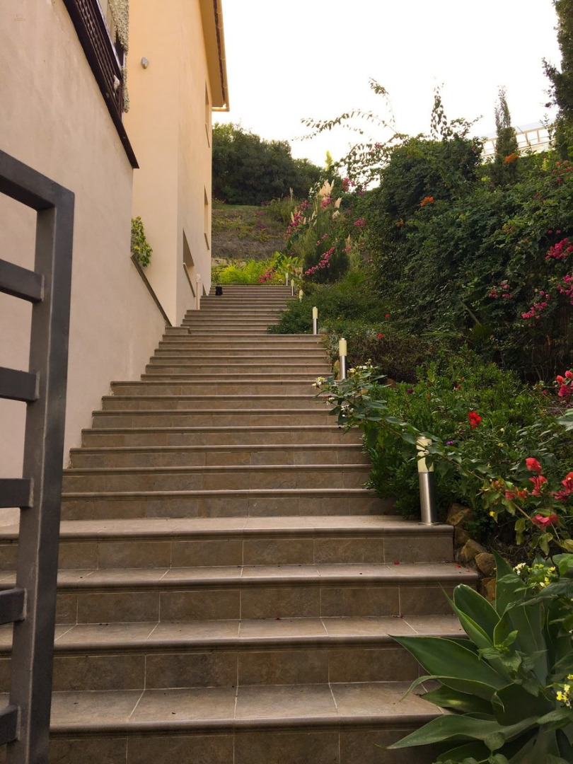 Thumbnail von Luxus-Villa in Los Arqueros R2807132