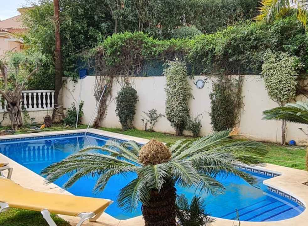 Villa For Sale in Riviera Del Sol, Málaga