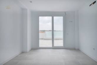 Thumbnail von Villa For Sale in Sierrezuela, Málaga