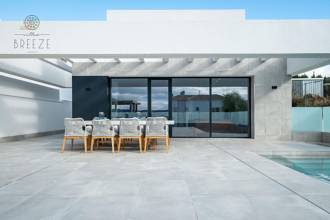 Thumbnail von Villa For Sale in Sierrezuela, Málaga