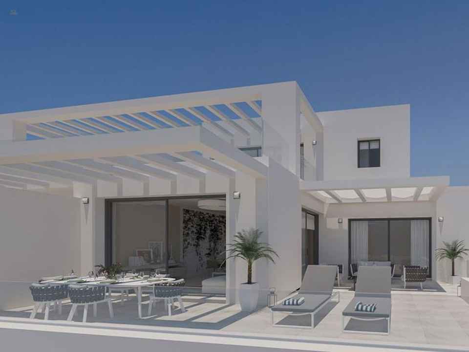 Apartment For Sale in Estepona, Málaga