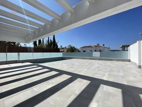 Thumbnail von Villa For Sale in Sierrezuela, Málaga