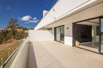 Thumbnail von Villa For Sale in Nueva Andalucia, Málaga