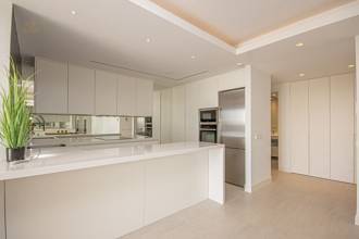 Thumbnail von Villa For Sale in Nueva Andalucia, Málaga