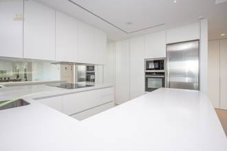 Thumbnail von Villa For Sale in Nueva Andalucia, Málaga