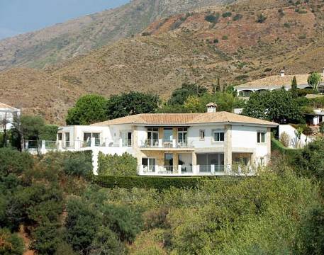 Villa For Sale in Mijas, Málaga