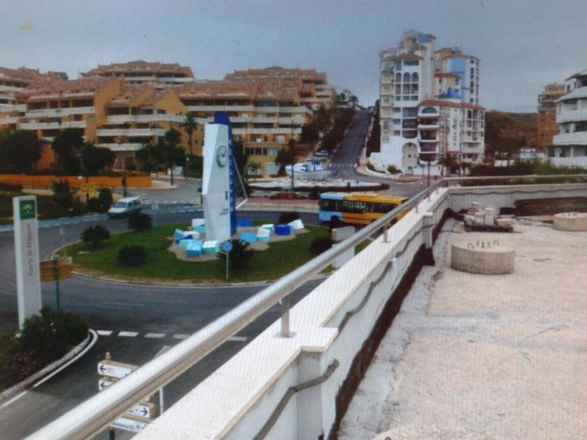 Apartment For Sale in Estepona, Málaga