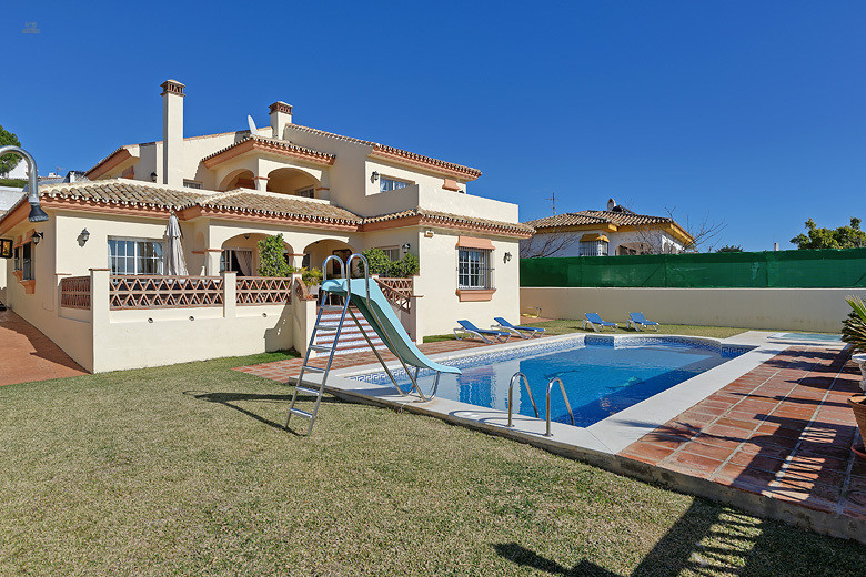 Villa For Sale in Mijas Costa, Málaga