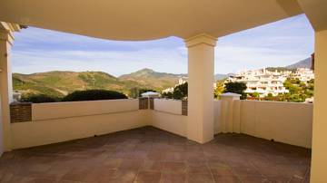 Thumbnail von Luxus-Penthaus in Benahavis R2844908