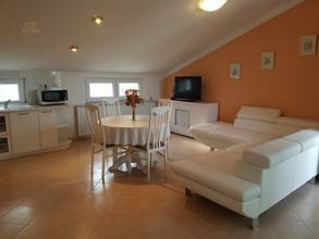 Thumbnail von Haus mit zwei Wohneinheiten nahe dem Meer