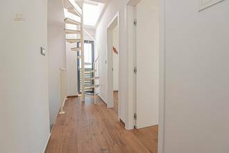 Thumbnail von Moderne Doppelhaushälfte mit Swimmingpool