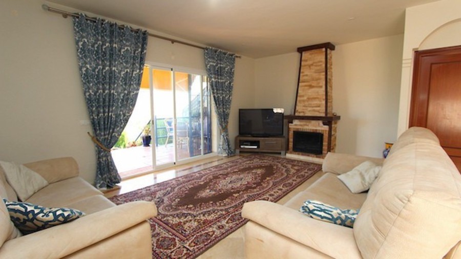 Thumbnail von Luxus-Villa in Atalaya R2775557