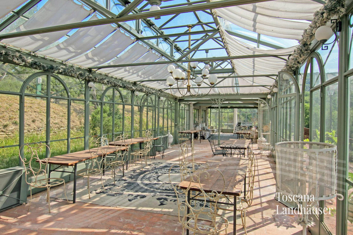 Thumbnail von Wunderschönes Anwesen mit ehemaliger Orangerie und Pool