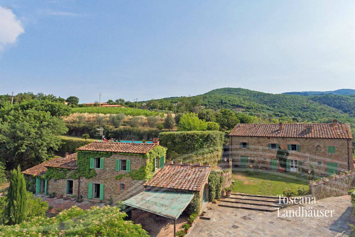 Thumbnail von Wunderschönes Anwesen mit ehemaliger Orangerie und Pool