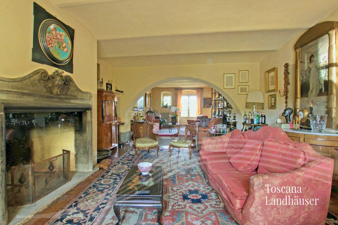 Thumbnail von Wunderschönes Anwesen mit ehemaliger Orangerie und Pool