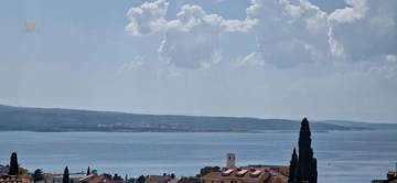 Thumbnail von Villa mit mehreren Appartements und Meerblick