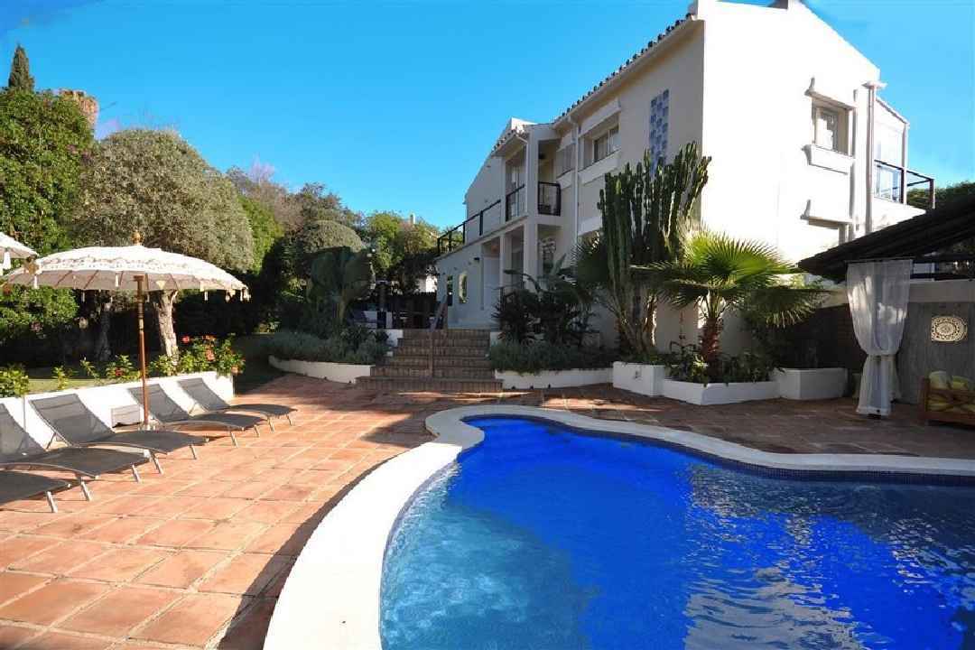 Luxus-Villa in El Rosario R2866433