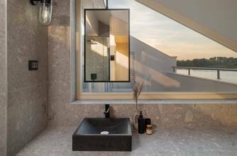 Thumbnail von Moderne Villa direkt am Meer