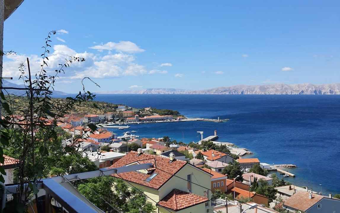 Möblierte Wohnung mit Panorama-Meerblick