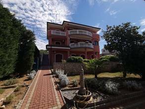 Thumbnail von Appartementhaus mit vier Wohnungen