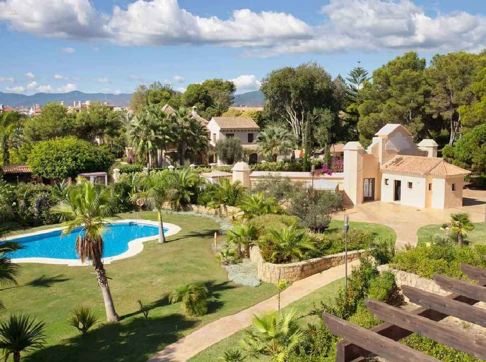 Luxus-Wohnung in Puerto Banus R2852807