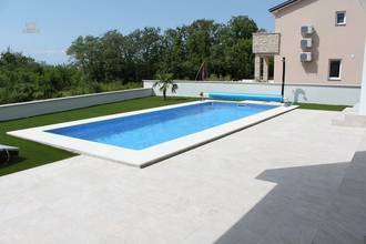 Thumbnail von Moderne Villa mit Swimmingpool und schönem Meerblick