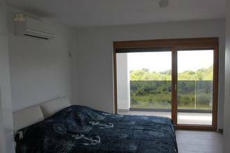 Thumbnail von Moderne Villa mit Swimmingpool und schönem Meerblick