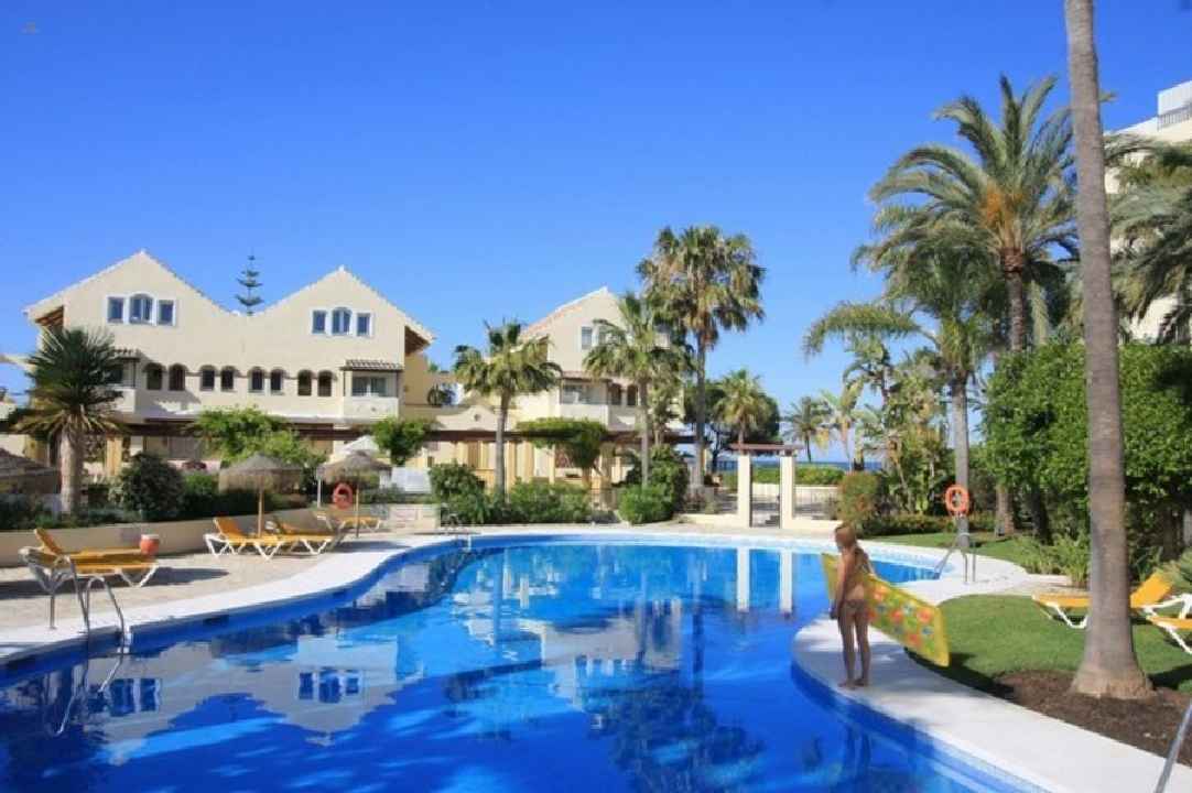 Luxus-Penthaus in Elviria R2872097