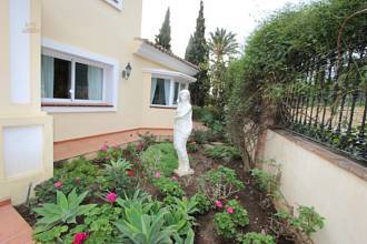 Thumbnail von Luxus-Villa in Nueva Andalucica R2862518