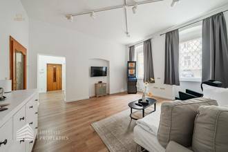 Thumbnail von Vollsaniertes Zinshaus mit 4 Einheiten und Rohdachboden, Nähe Sternwartepark