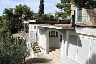 Thumbnail von Haus mit drei Wohnungen in Panorama-Lage mit schönem Meerblick