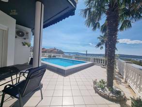 Thumbnail von Haus mit Swimmingpool und schönem Meerblick