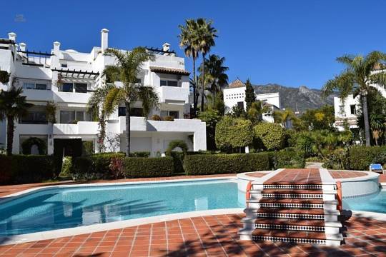 Luxus-Penthaus in The Golden Mile R2874041