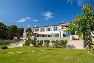 Thumbnail von Exceptional luxury villa in the first row to the sea