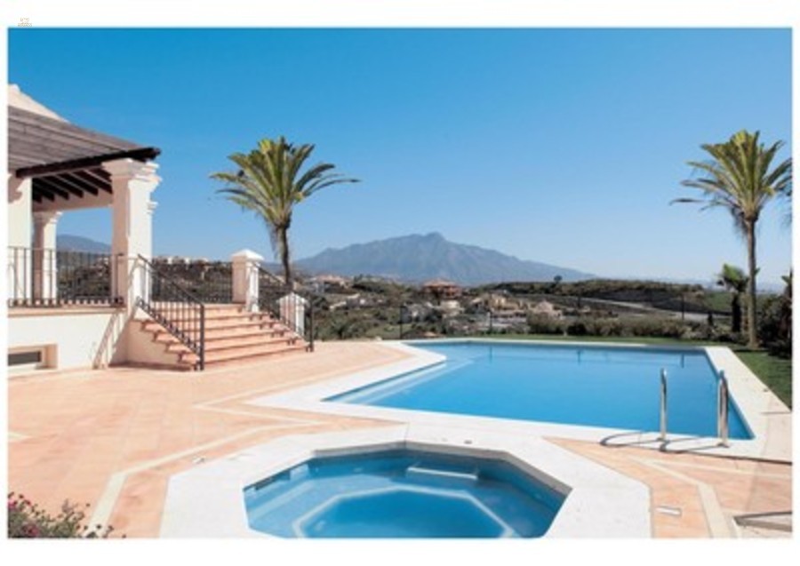 Luxus-Villa in Benahavis R2873360