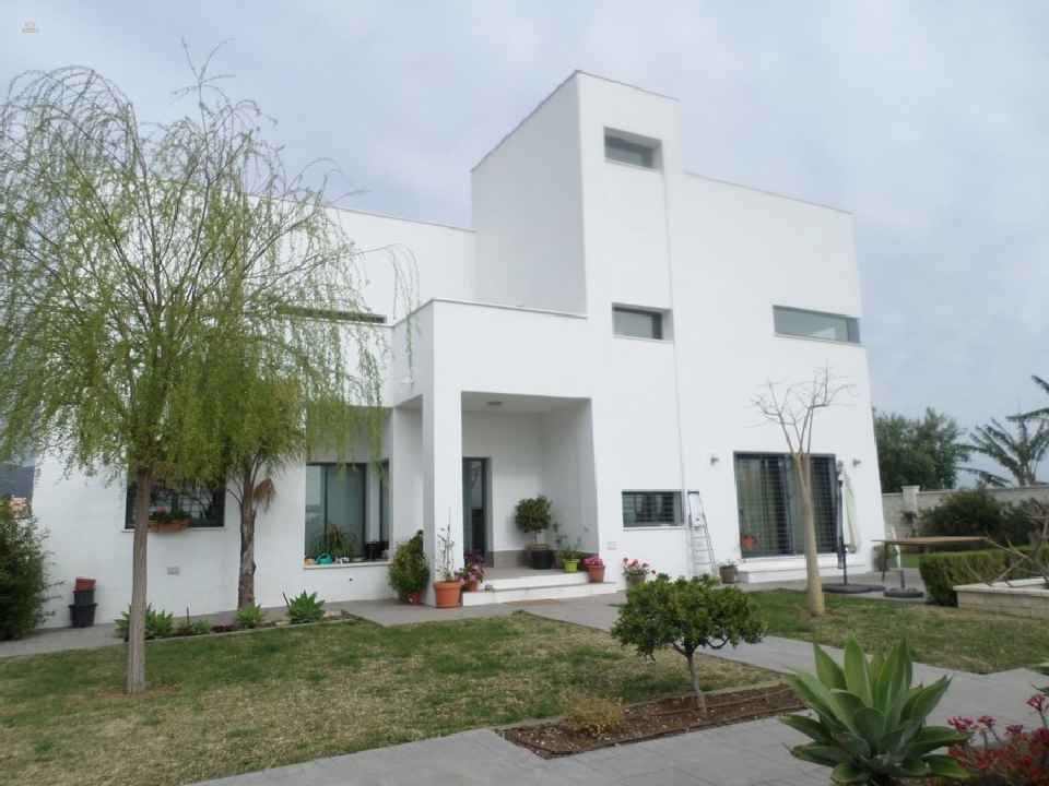 Luxus-Villa in Alhaurin de la Torre R2872565