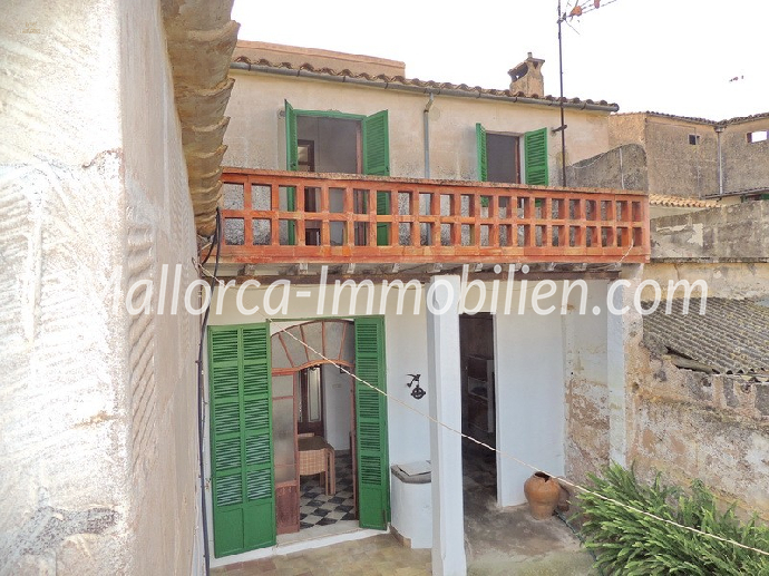 CHARMANTES DORFHAUS IM HERZEN VON PORRERES