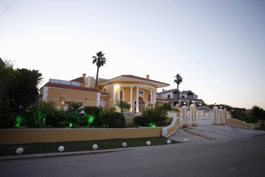Luxus-Villa in Sotogrande Alto R2307689