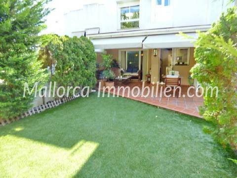 CHARMANTES REIHENHAUS IM HERZEN VON PALMA