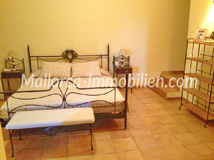 Thumbnail von REIHENHAUS MIT CHARME, EIGENEM POOL UND MEERBLICK