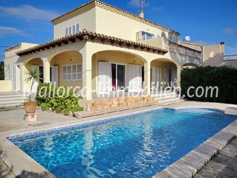WUNDERSCHÖNES CHALET MIT MEERBLICK