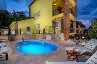 Thumbnail von Geräumiges Appartementhaus zur Vermietung an Touristen, Region Opatija