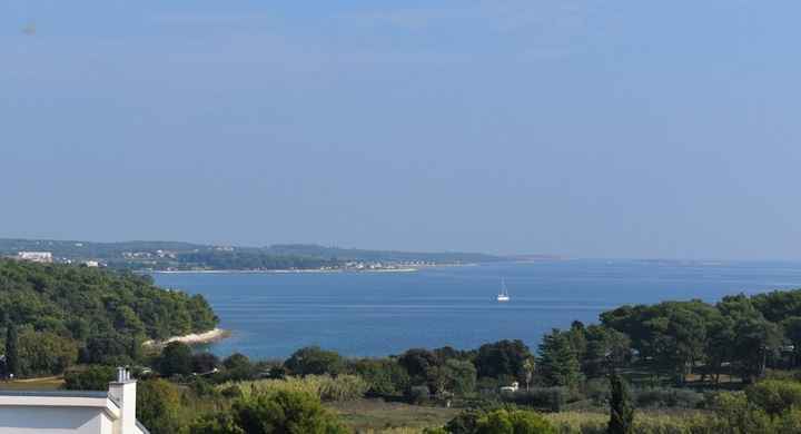 Appartement-Villa mit 13 Wohneinheiten und Meerblick