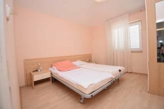 Thumbnail von Appartement-Villa mit 13 Wohneinheiten und Meerblick